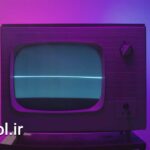 دانلود فوتیج فیلم قدیمی نور نئون در تلویزیون Old Retro Television On Neon
